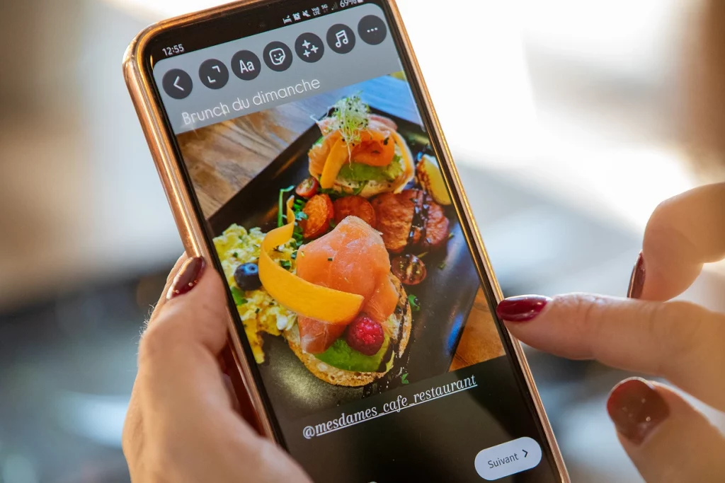 Suivez Mesdames Café sur les réseaux sociaux pour une réservation votre table au restaurant à L'Union